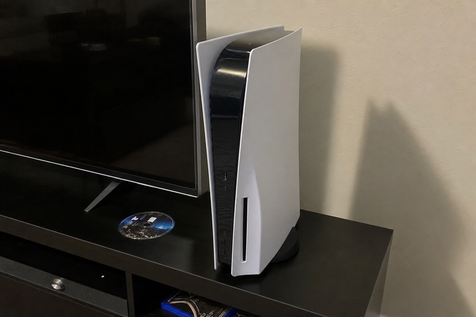 PlayStation 5 — lecteur Blu-ray bruyant